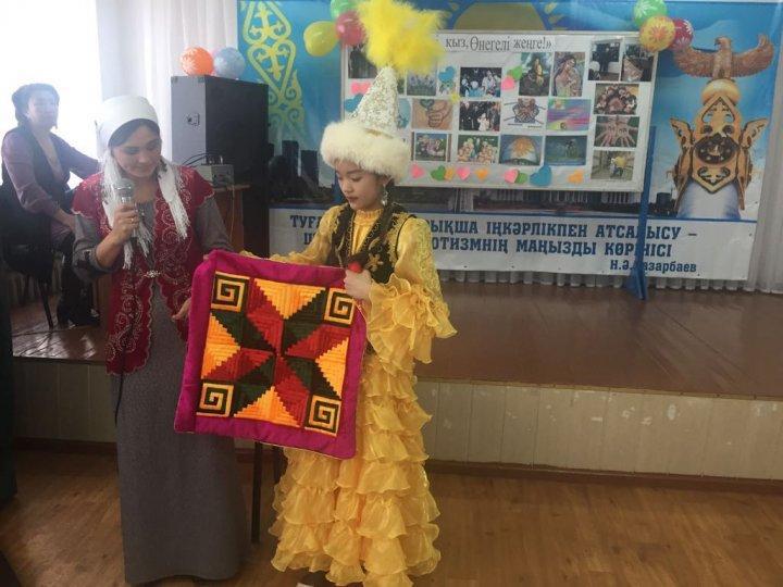 "Өнерлі қыз, өнегелі жеңге!" жеңгелер сайысы