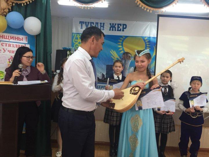 8 наурыз-Халықаралық әйелдер күніне орай өткізілген салтанатты жиын