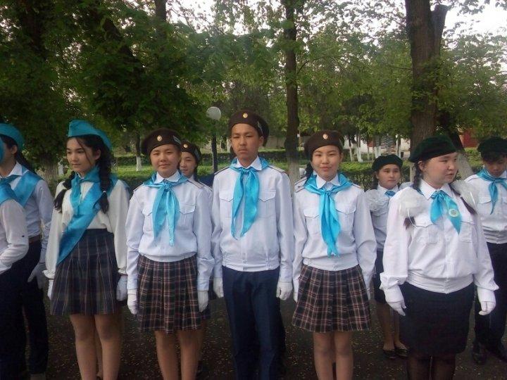 "Туға қарап түзел" ту ұстаушы топтар байқауы