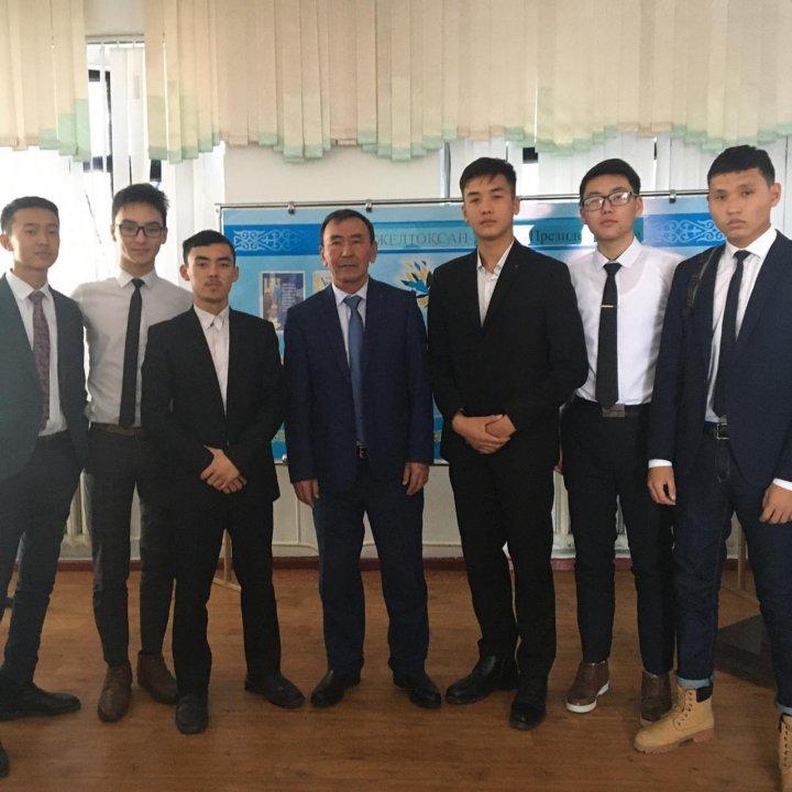 Aқын, сазгер Қасқырбай Нарбатырмен кездесу