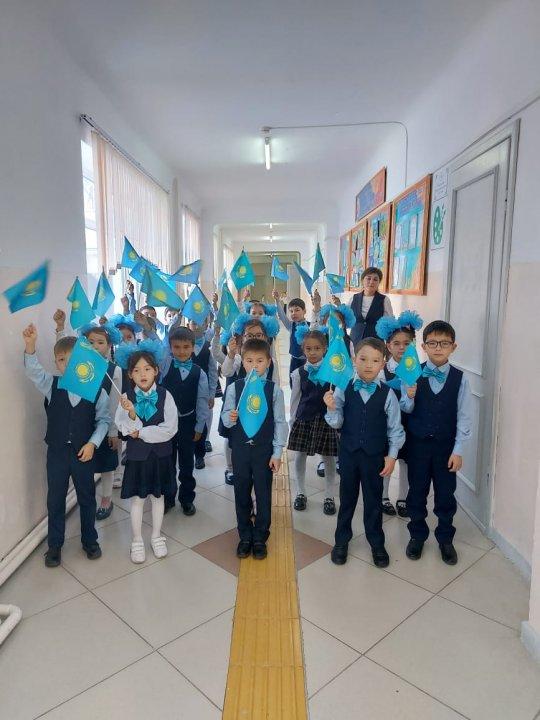Ю.Гагарин атындағы №29 орта мектебінде 2 а,б, 4 а,в сынып  оқушыларымен  "Ұлттық  ұлы  тұмары-Тәуелсіздік" атта патриоттық әндер флешмобы ұйымдастырылып  өткізілді.