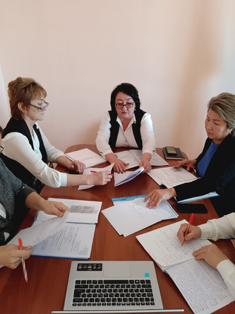 Конкурстық комиссия отырысы