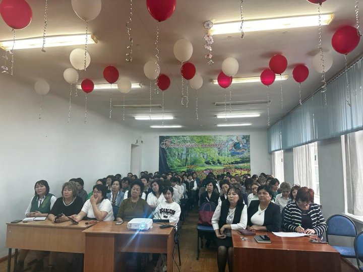 Ю.Гагарин атындағы  №29 орта  мектебінде кезектен  тыс педагогикалық кеңес өткізілді.